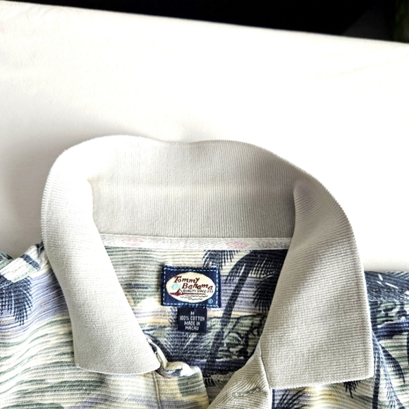 Tommy Bahama Vintage Tropical Print Polo Shirt, Size Medium - Picture 12 of 12